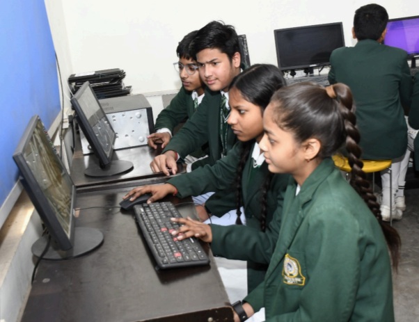 COMPUTER LAB
